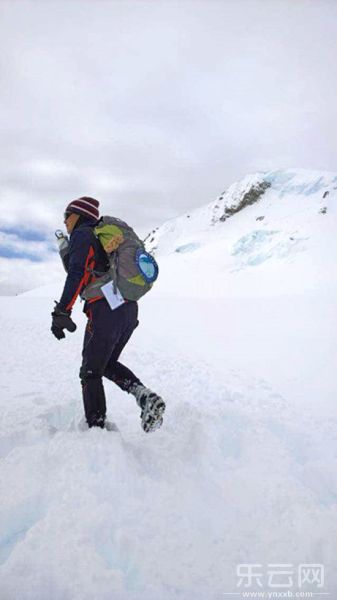 金飞豹跑遍七大洲极限马拉松。