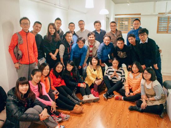 我们爱跑、爱骚、更爱现，今天的汗水与努力会让我们跑的更长、更久、更远。