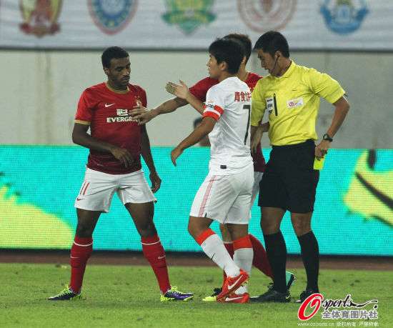 姚江山在与恒大的比赛中