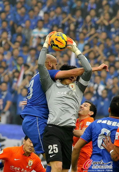 埃雷尔森制造第一球