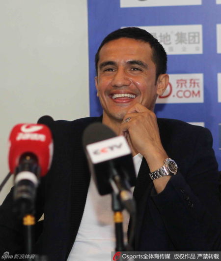 上海申花澳大利亚新援卡希尔正式亮相