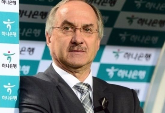 韩国队主帅施蒂利克