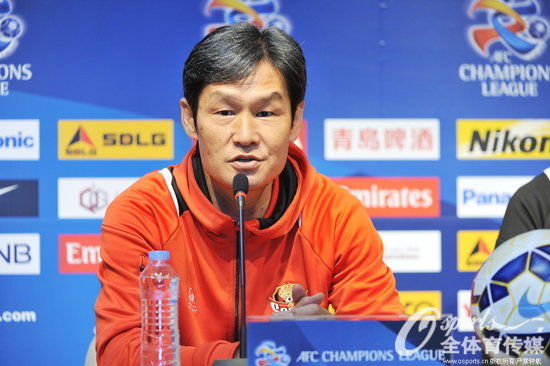 崔龙洙要用破格战术战恒大