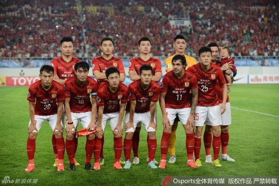 广州恒大成已为中超球队突围亚冠成功率的大腿