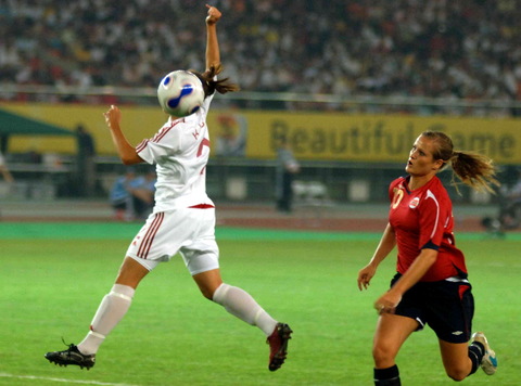 图文女足世界杯挪威vs加拿大回头望月