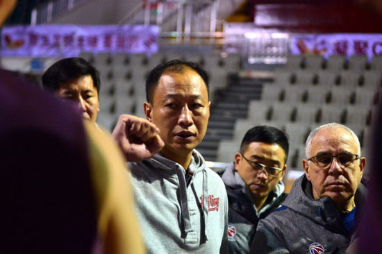 崔万军重回新疆队执教