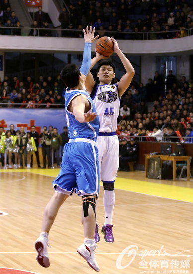 常林面对吉喆得分