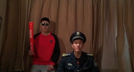 郭艾伦和贺天举耍宝