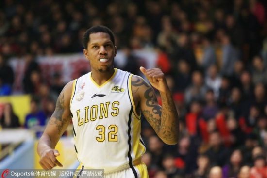 霍尔曼再战CBA