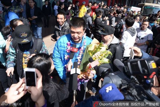 闵鹿蕾载誉回京