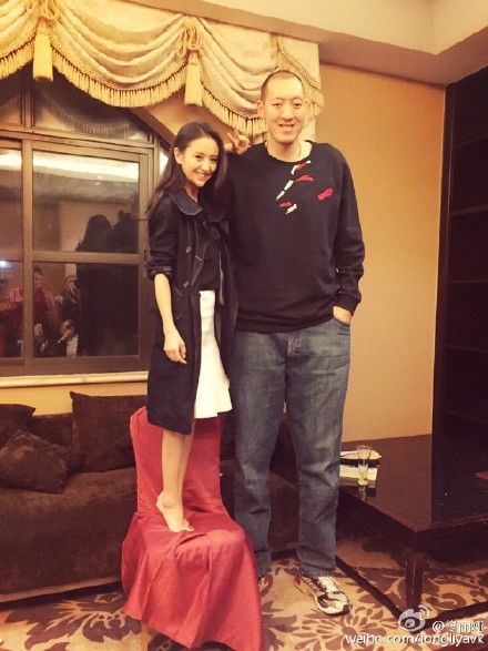 佟丽娅和孙明明合影
