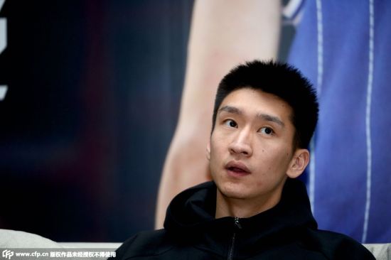 29日，孙悦出席赞助商活动接受采访