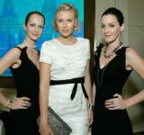 美少女莎娃出席珠宝商活动