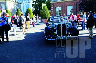 老爷车穿越之旅 