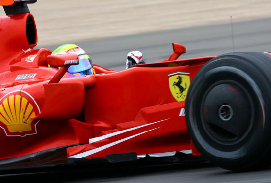 kimi低调面对三连冠前景 马萨预计本周银箭不好对付