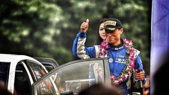 凭借第七代高尔夫战车的稳定发挥，一汽-大众车队在武义站问鼎荣耀巅峰
