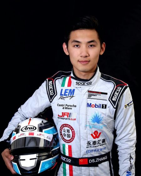 中国车手张大胜