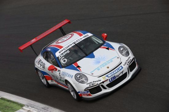 张大胜征战意大利保时捷卡雷拉杯锦标赛