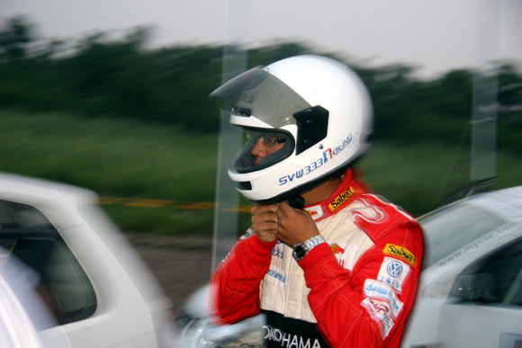 图文-超级短道赛天津站次日 b组43号车手裴亮