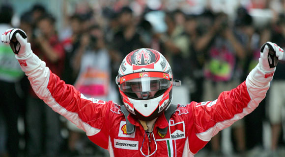 图文f1中国站正赛精彩图片莱科宁夺冠后庆祝
