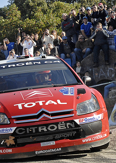 图文-wrc法国站勒布夺冠 勒布过弯狠准稳