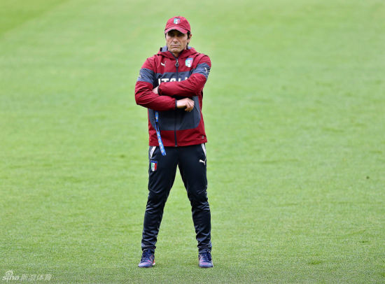 孔蒂解释了变阵的原因