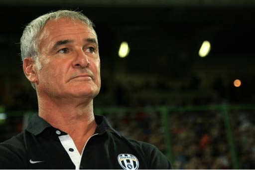 图文贝鲁斯科尼杯ac米兰20尤文无奈的教练