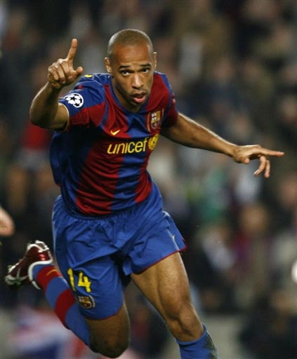 图文冠军杯巴塞罗那20流浪者孤胆亨利纵情狂奔