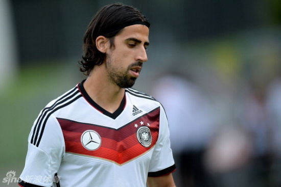 温格用赫迪拉替代厄齐尔？