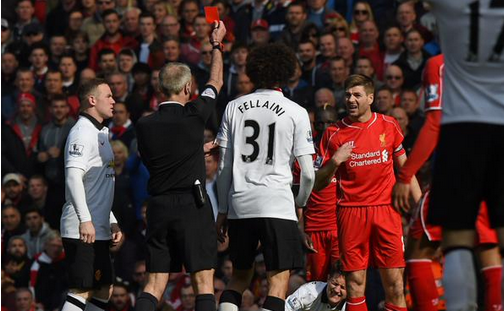 杰拉德吃到红牌