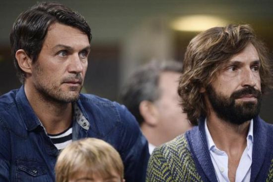 看台观战的马尔蒂尼和皮尔洛