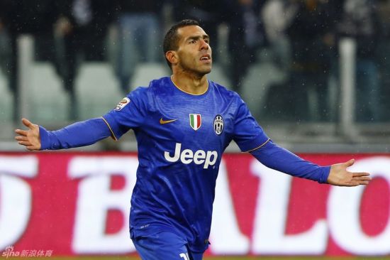 特维斯打入一记相当精彩的进球