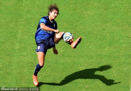 AC米兰再次追逐切尔奇