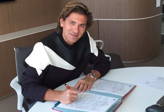 切尔奇完成签约