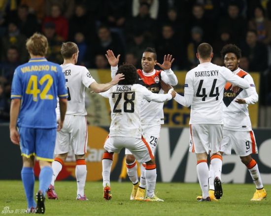 拜仁凶猛，矿工同样疯狂