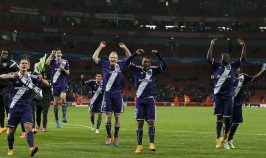 安德莱赫特欢庆胜利