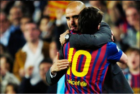 瓜迪奥拉拥抱梅西