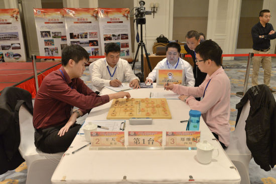 国手赛决赛王天一力克郑惟桐夺冠