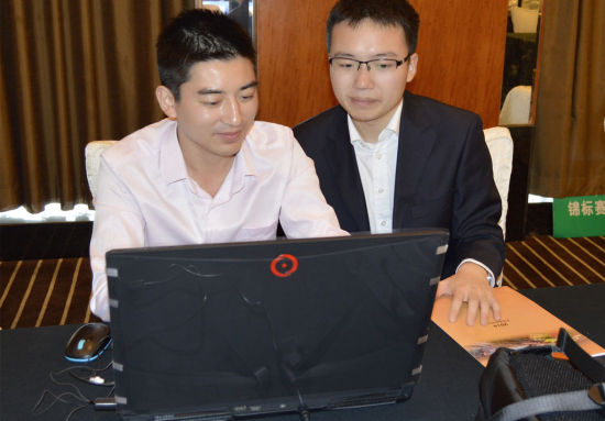 郑惟桐接受采访