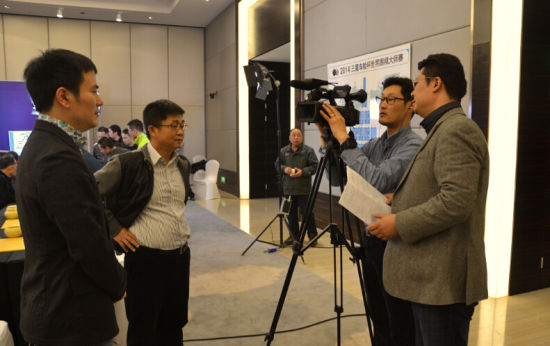 韩国媒体采访央视名嘴黄子忠