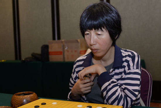 围甲前两轮芮乃伟连战强敌