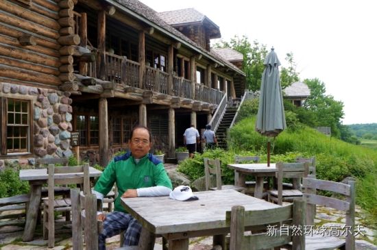 　黑狼奔高尔夫(blackwolf run golf club)会所外景