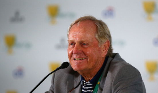 尼克劳斯将获美国会金质奖章