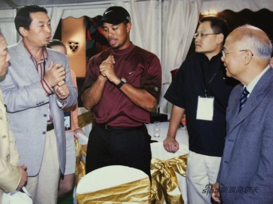 何振梁与高尔夫