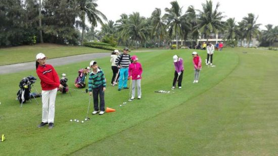 隆德盛世阳光少年高尔夫夏令营开始招生