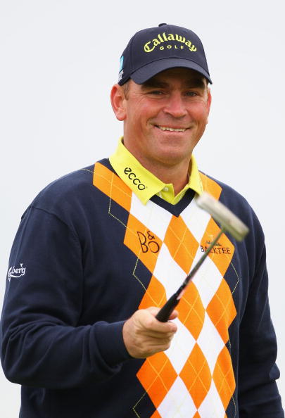 图文-英国公开赛形态秀 比约恩拿着杆笑了