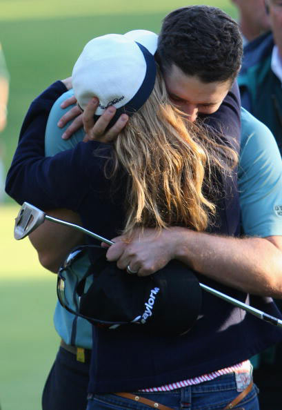 图文volvo大师赛决赛轮与妻子球场热情相拥