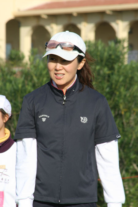 图文07年度全明星高尔夫总决赛首轮潘蔚