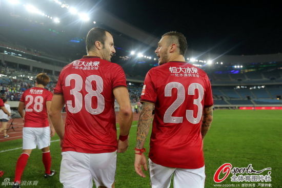 资料图：吉拉迪诺与迪亚曼蒂