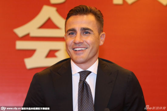 卡纳瓦罗接受采访（资料图）